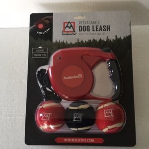 Avalanche Retractable Dog Leash New